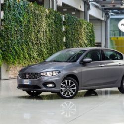 Nový Fiat Tipo zvítězil v anketě Autobest 2016