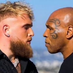 Jake Paul triumfuje - porazil exšampiona Cháveze Jr.