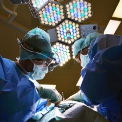 Neuromonitoring pomůže ve Stodské nemocnici při operaci štítné žlázy