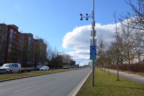 obrázek:Nové úsekové měření na Karlovarské a Západním okruhu