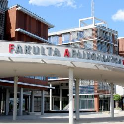 ZČU posiluje bezpečnost - nouzová tlačítka, turnikety a detektory