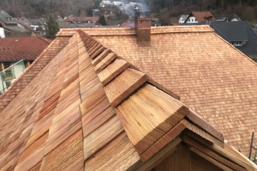 obrázek:Nové technologie vrací historické šindele znovu na výsluní