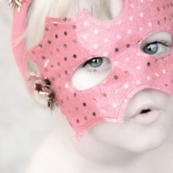 Přijďte v neděli na plzeňský charitativní karneval