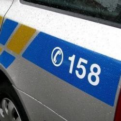 Borští policisté zachránili život muži
