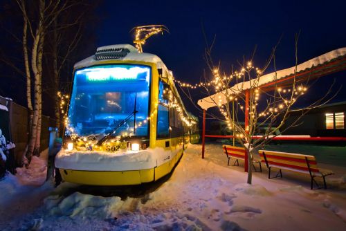 obrázek:Adventní zpívání a Vánoční Astra zazáří ve Strašicích