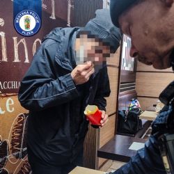 Opilec rozvrátil fast food - skončil na záchytce a s pokutou