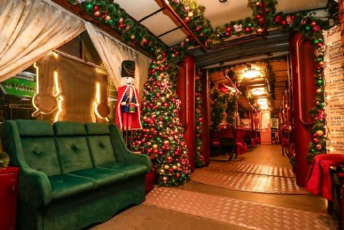 obrázek:Plzeňská vánoční tramvaj získala stříbro v mezinárodní anketě, zvítězil Miskolc