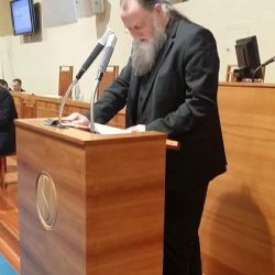 Zařídil pomoc té, co vyhrála nad Babišem. Senátor ODS: Premiér odejde a bude zapomenut. Číňané jsou neurvalí a hluční
