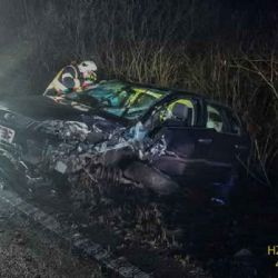 Opilý a zdrogovaný řidič způsobil nehodu u Zadního Chodova