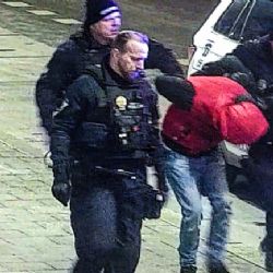 Opilý cizinec s 3,23 promile napadl řidiče MHD v Plzni, skončil na záchytce