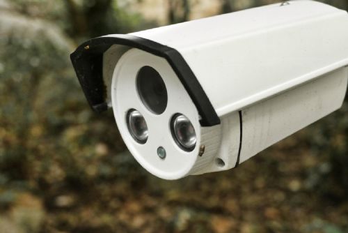 obrázek:Řidič s dluhem 191 tisíc na pokutách přišel o značky na D5