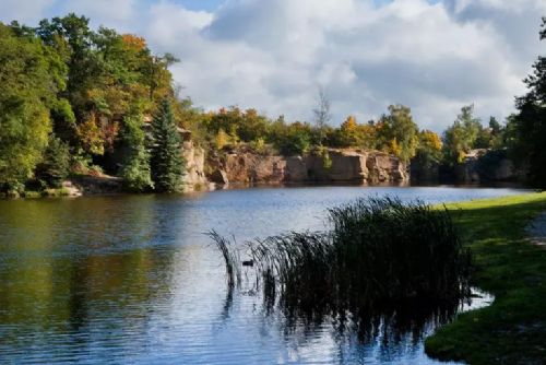 obrázek:Tragický nález v Plzni - mrtvý muž objeven v Košuteckém jezírku