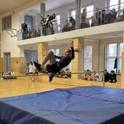 Žáci plzeňských škol se utkali ve skoku vysokém