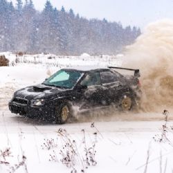 Zimní driftování je přestupek, pozor na vysoké pokuty