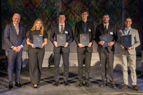 obrázek:Plzeňské univerzity ocenily devět studentů za vědecké úspěchy