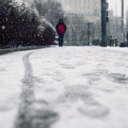 Pozor na ledovku, sněžení bude přecházet v mrznoucí déšť