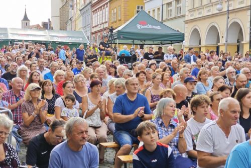 obrázek:Chodské slavnosti lákají na koncerty, folklor a vstup zdarma