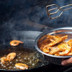 Nelej tuky do odpadu varuje Vodárna