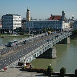 Policie rozplétá děsivé okolnosti trojnásobné vraždy v Bavorsku