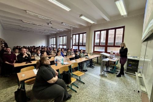 obrázek:Studenti filozofie spojují terorii s bysnysem