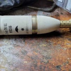 Zásah Anthony - peníze, zbraně a zařízení pro výrobu drog