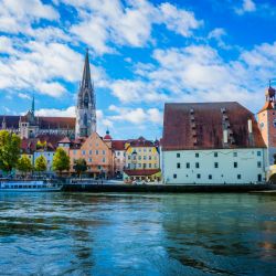 Vyrazte na výlet do Regensburgu – starobylého města s moderním vyžitím